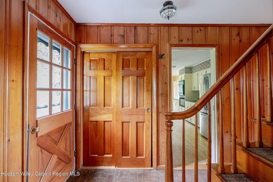 162 Valley View Road Photo 6