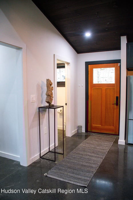 60 Connacher Road Photo 5