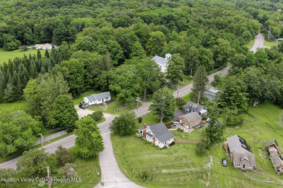 797 State Route 203 Photo 31