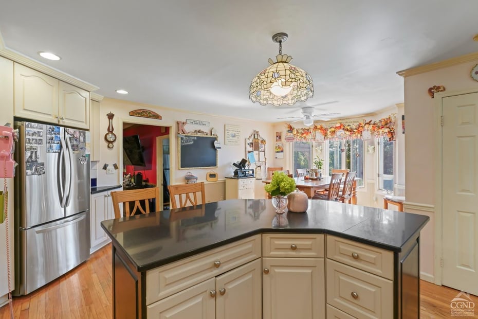 6 Weathersfield Ln Photo 11