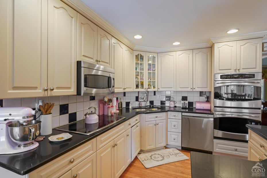 6 Weathersfield Ln Photo 10