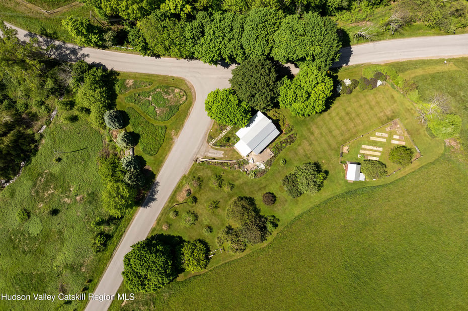 1 Breezy Hill Road Photo 55