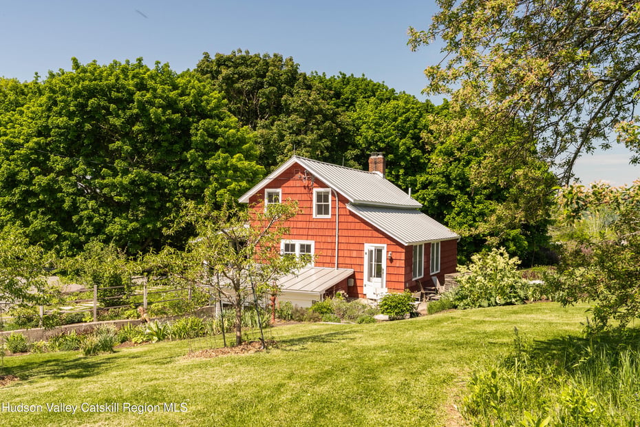 1 Breezy Hill Road Photo 52