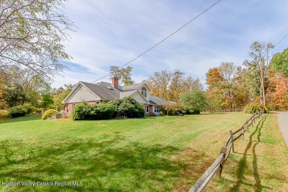 74 Habeck Road Photo 7