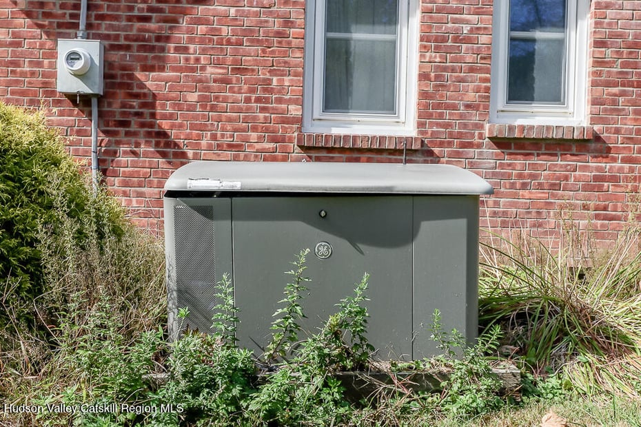 74 Habeck Road Photo 24