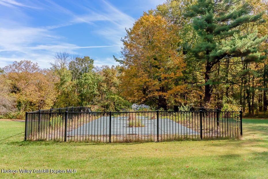 74 Habeck Road Photo 6