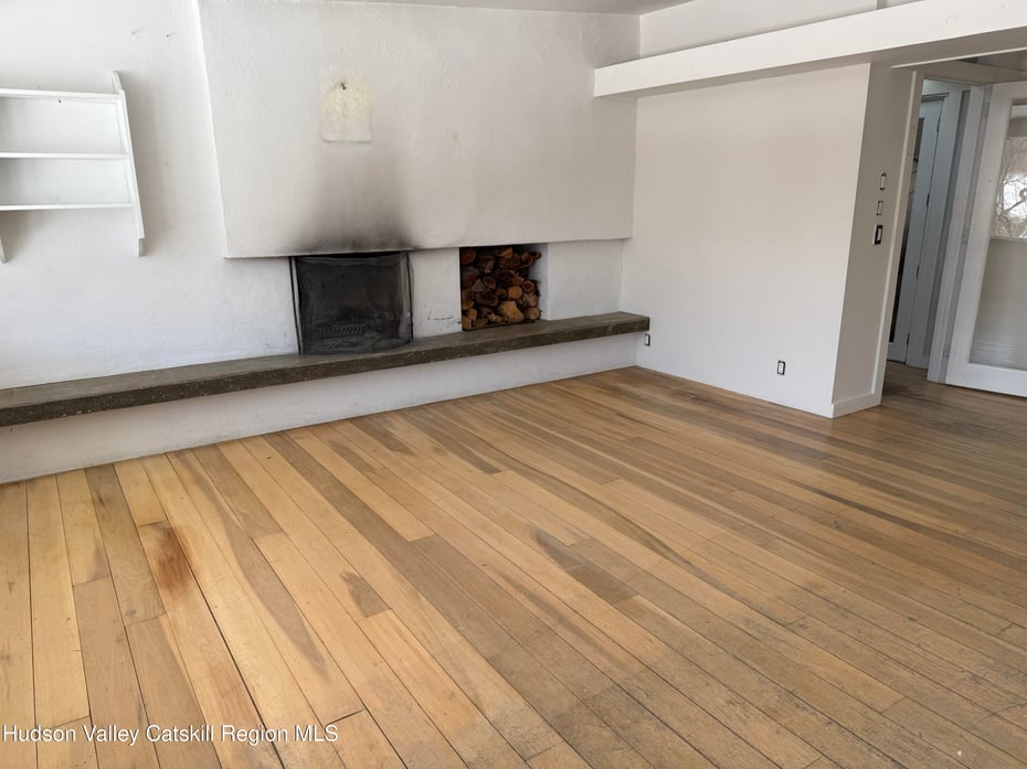 83 Silvernail Photo 52