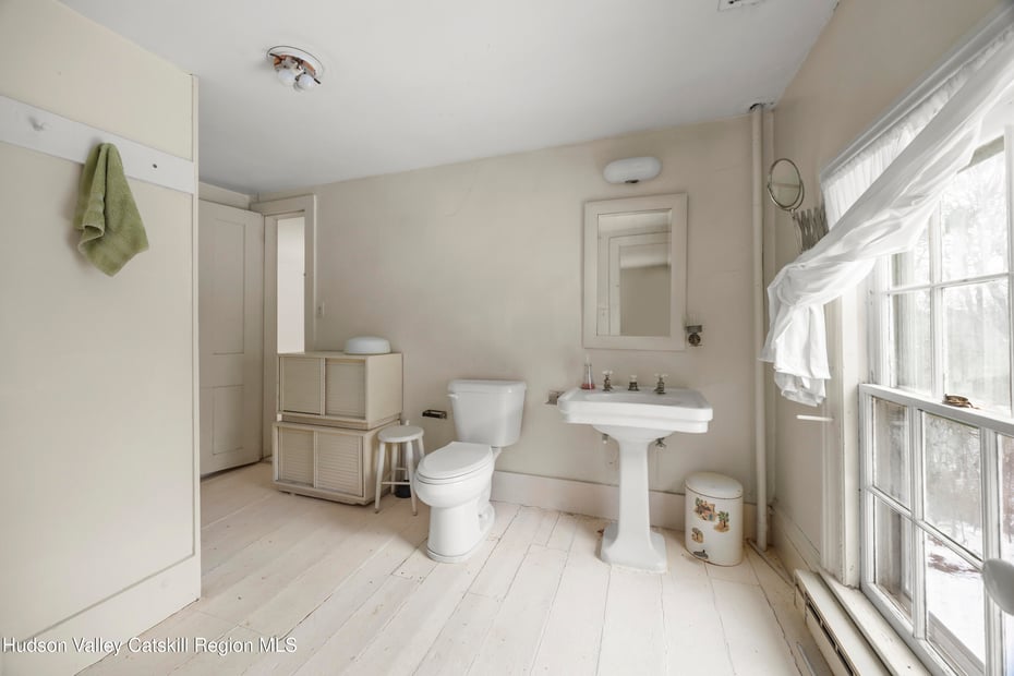 83 Silvernail Photo 27