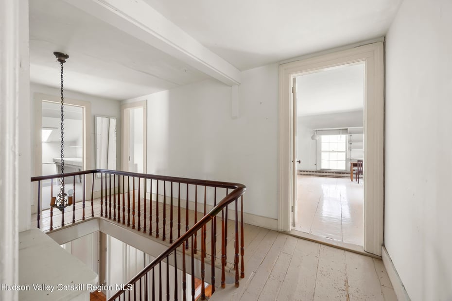 83 Silvernail Photo 34