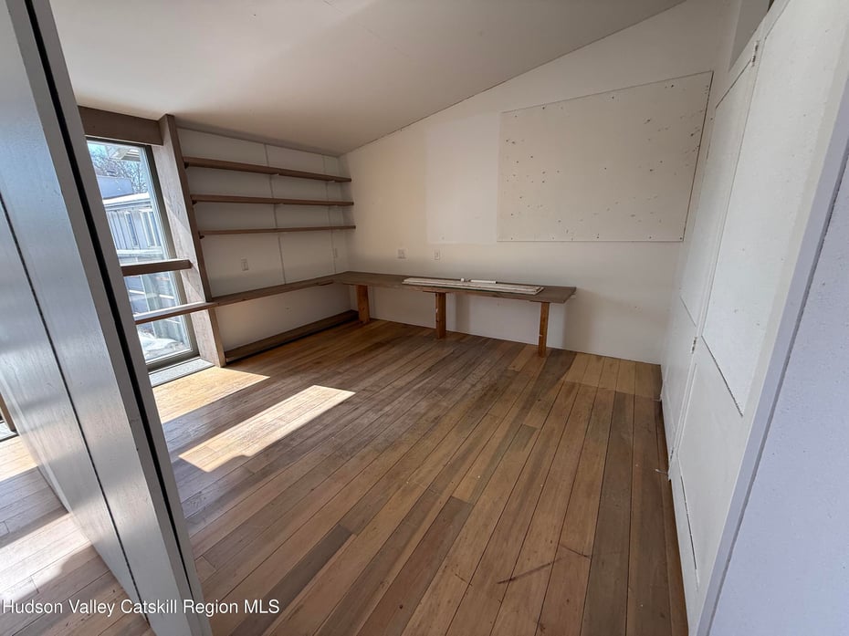 83 Silvernail Photo 42