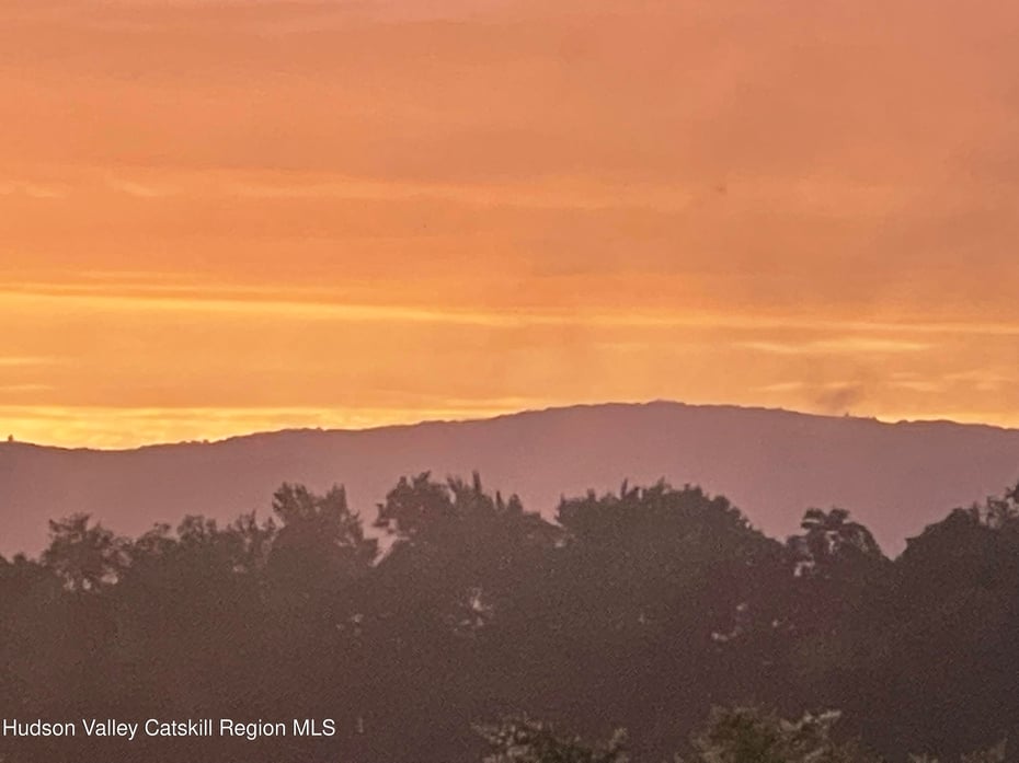 151 Valley View Road Photo 3