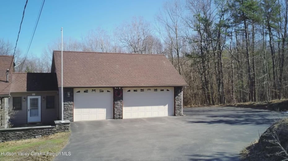 297 Turkey Hill Road Photo 3