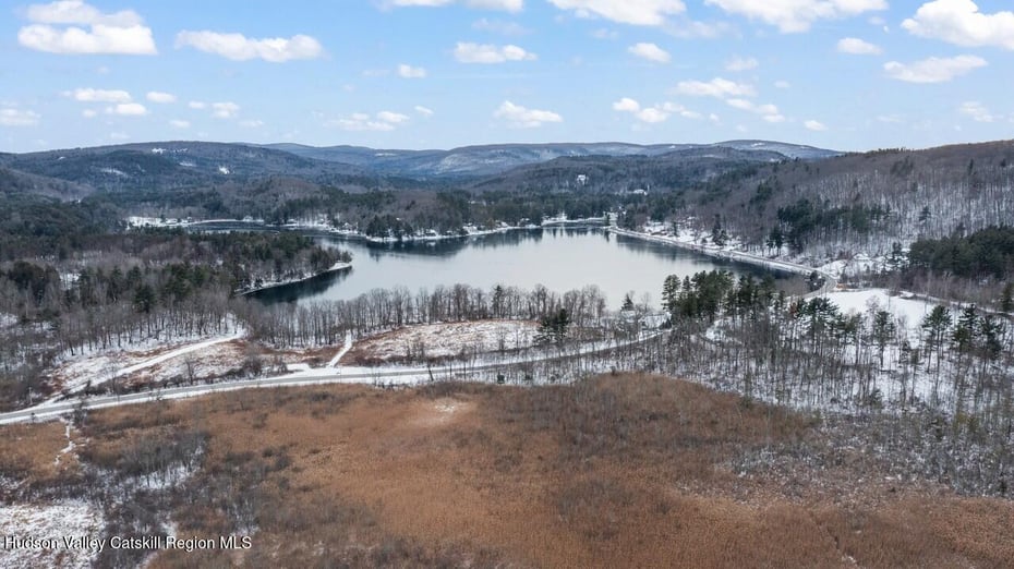 13640 New York 22 Photo 39