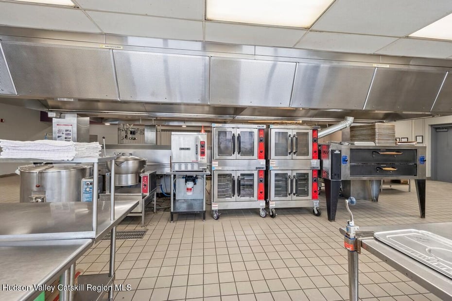 13640 New York 22 Photo 16