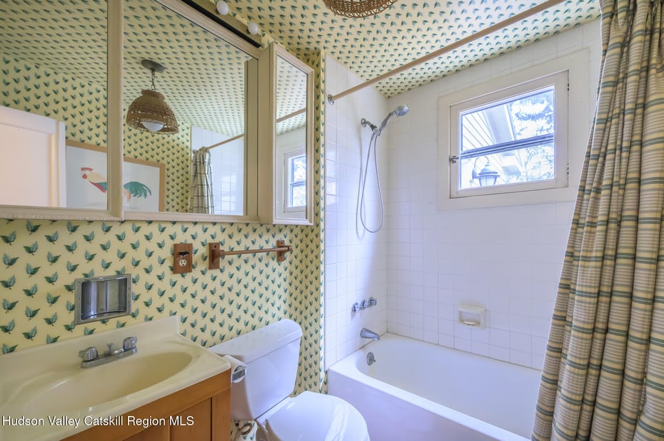 841 New York 203 Photo 19