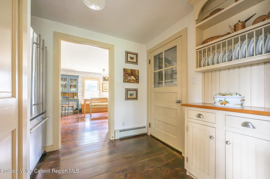 841 New York 203 Photo 12