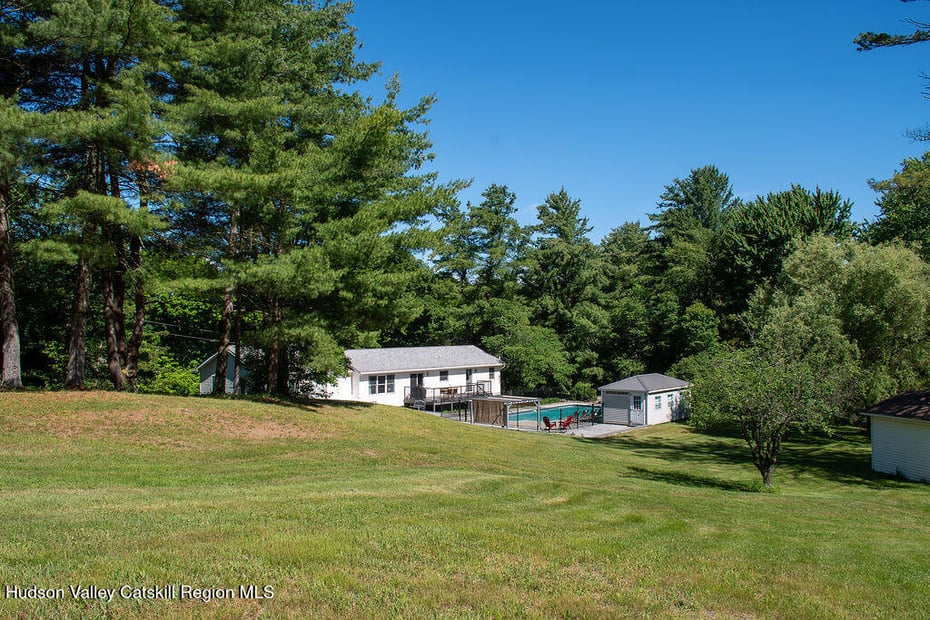 578 Fischer Road Photo 10
