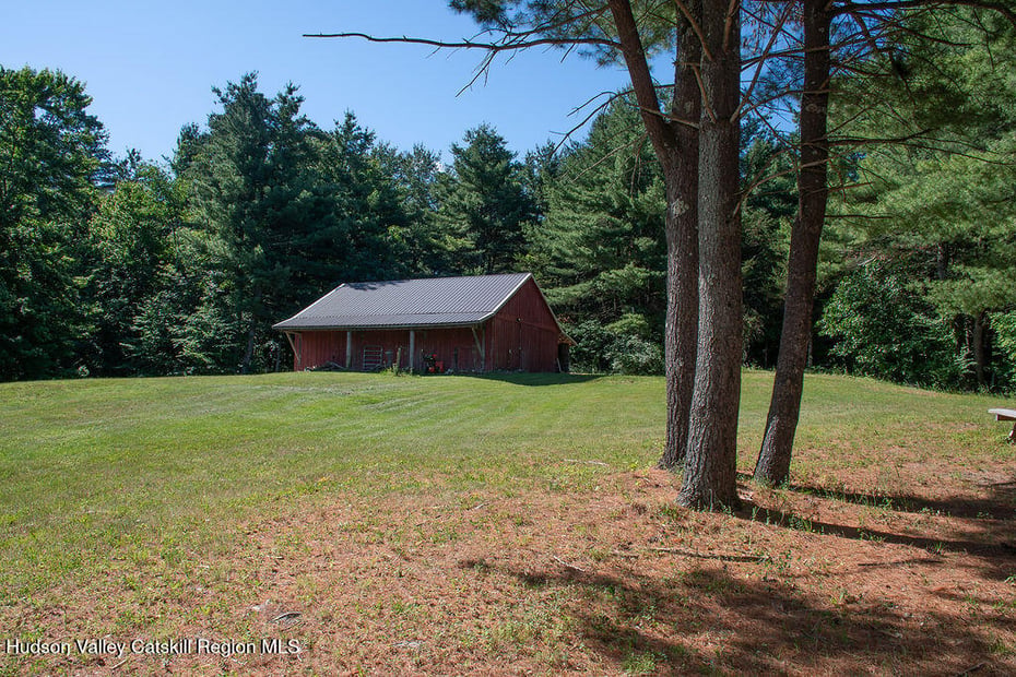 578 Fischer Road Photo 8