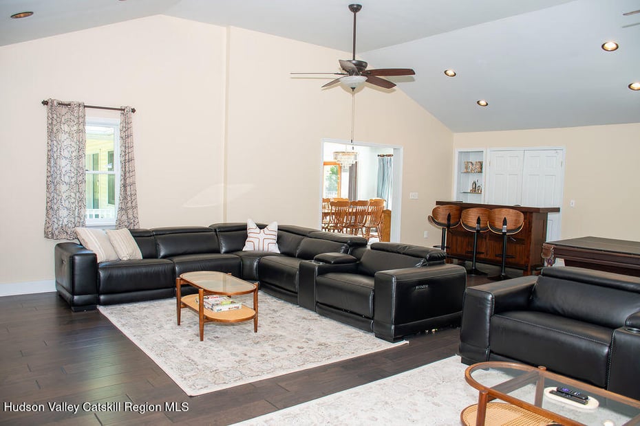 578 Fischer Road Photo 23