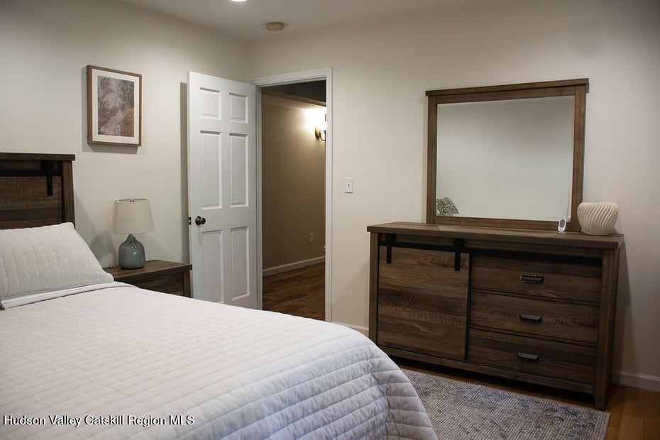 578 Fischer Road Photo 32