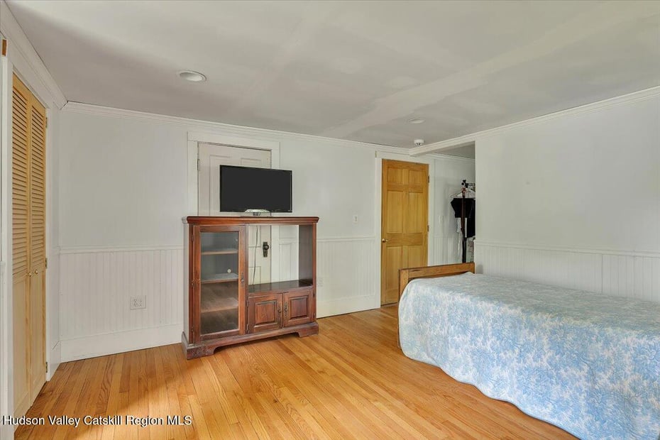 18 Gaffney Lane Photo 35