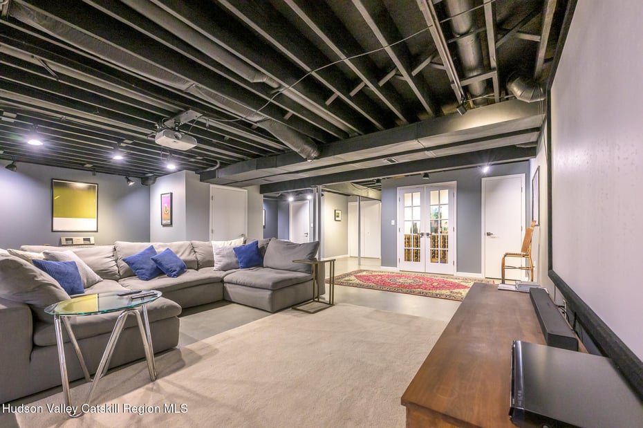 16 Lucas Lane Photo 23