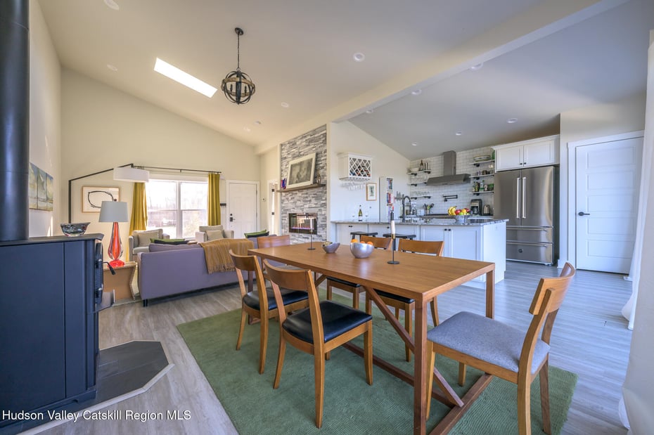 16 Lucas Lane Photo 10