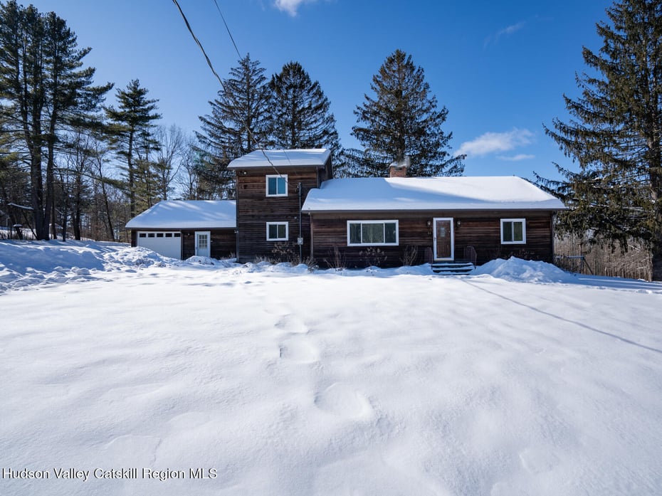 84 Hill Road Photo 1