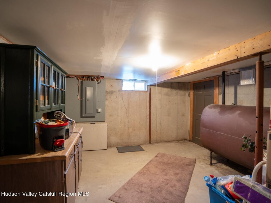 84 Hill Road Photo 17