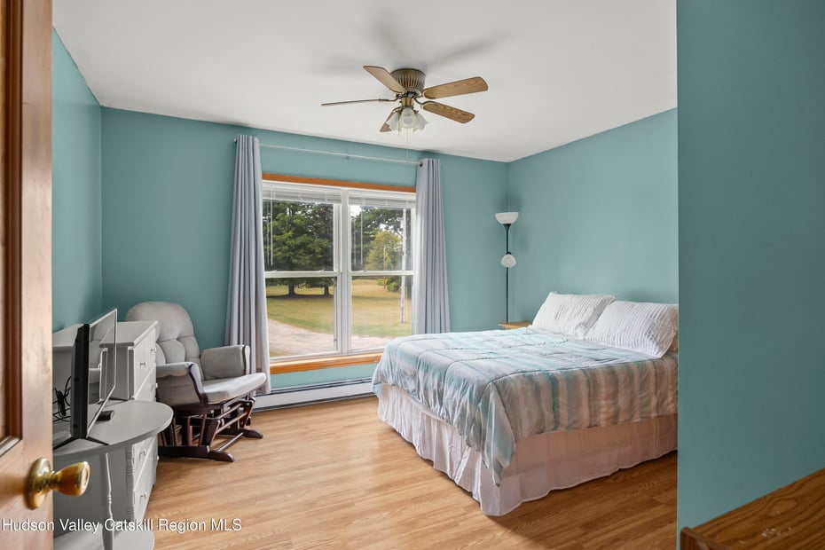 221 Tice Hill Road Photo 18