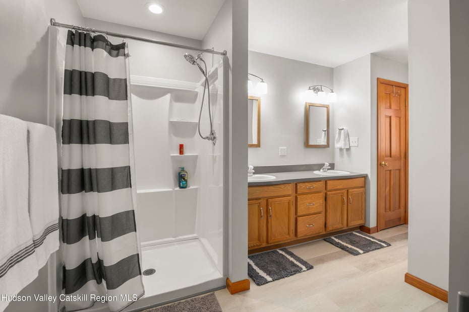 221 Tice Hill Road Photo 15