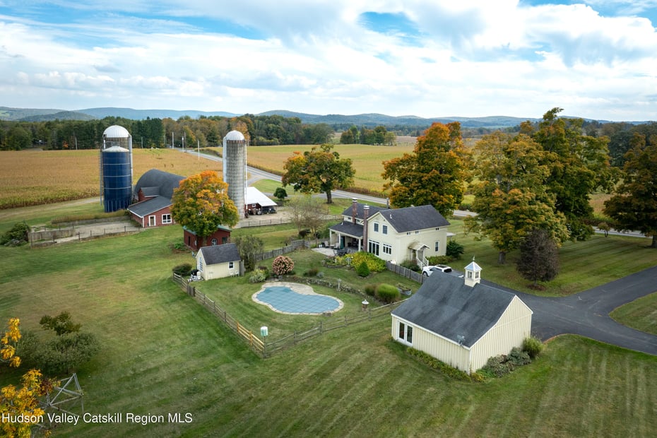 1030 County Road Photo 10
