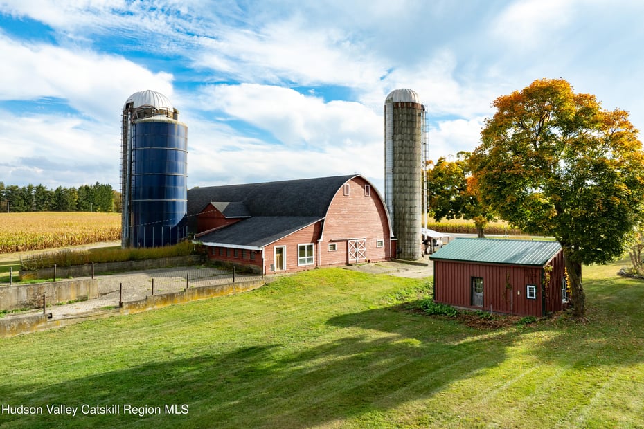 1030 County Road Photo 5