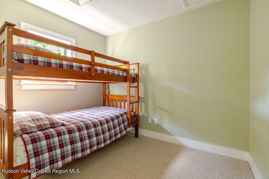 4 Bobolink Road Photo 33