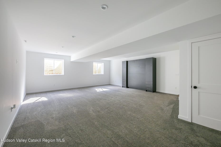 501 Birch Street Photo 21