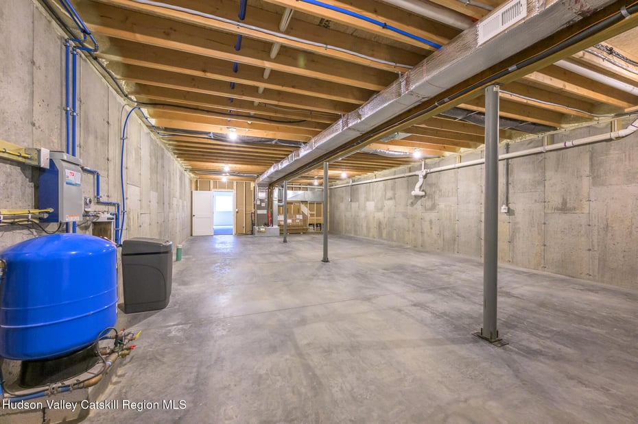 501 Birch Street Photo 25