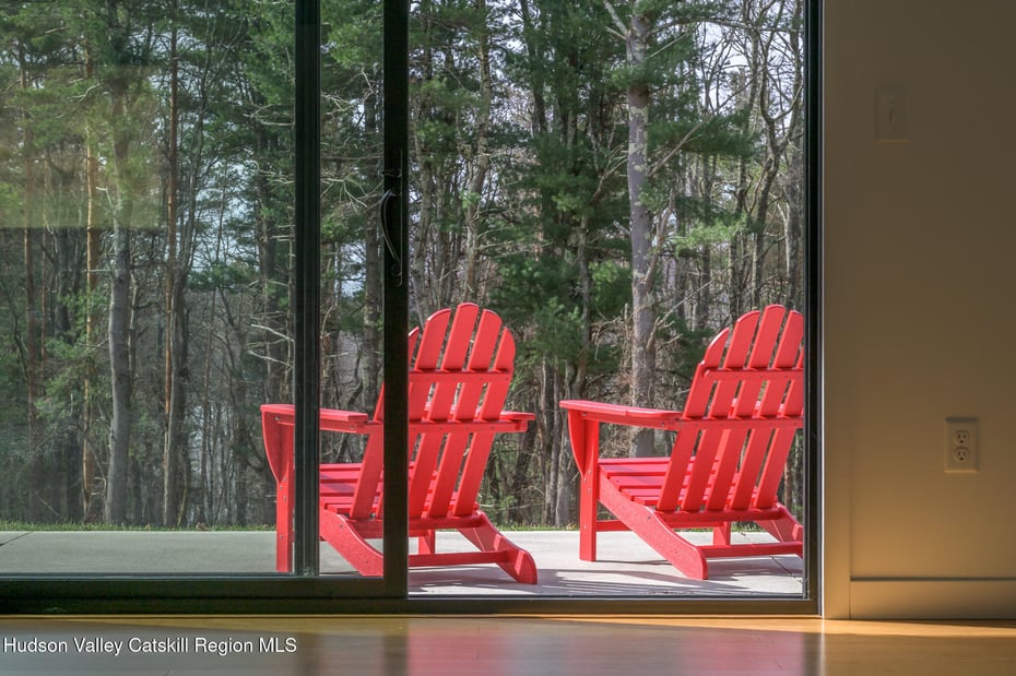 501 Birch Street Photo 11