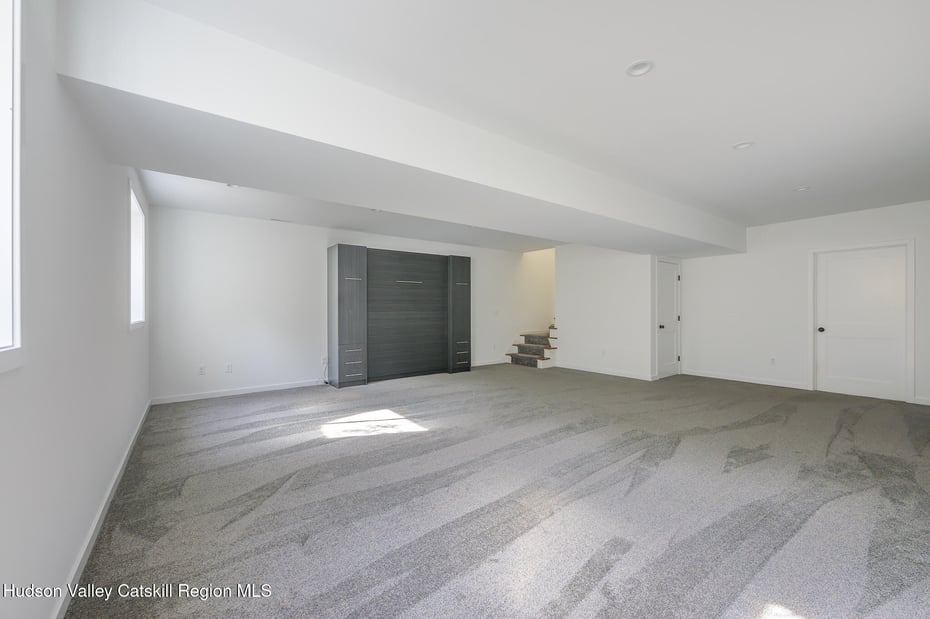 501 Birch Street Photo 22