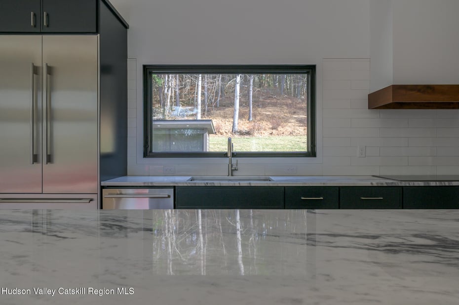 501 Birch Street Photo 14