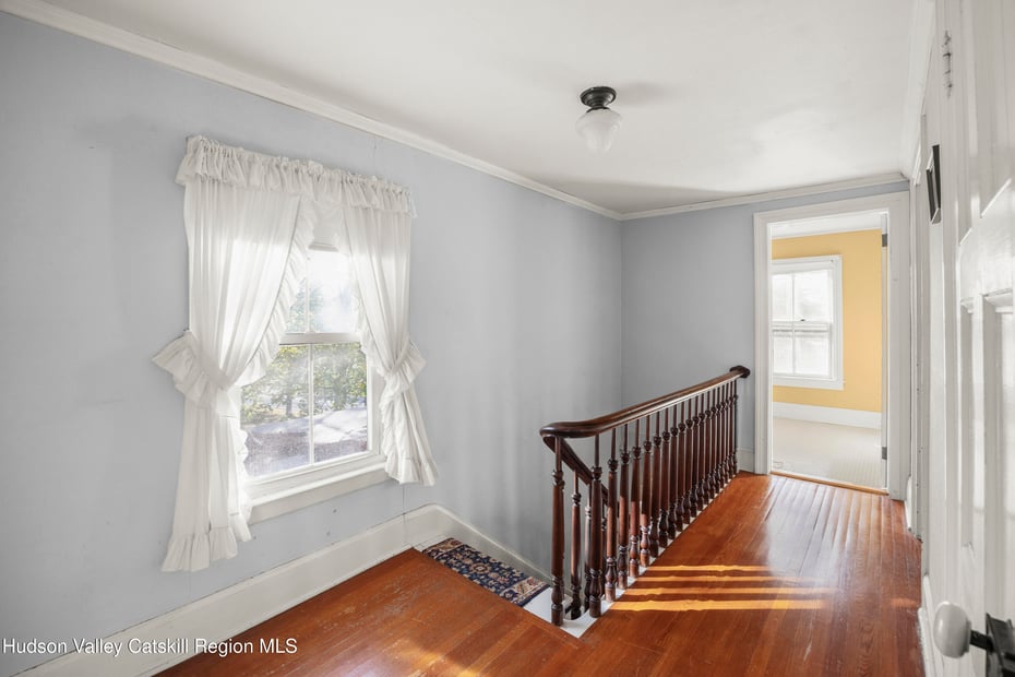 242 Main St Street Photo 15