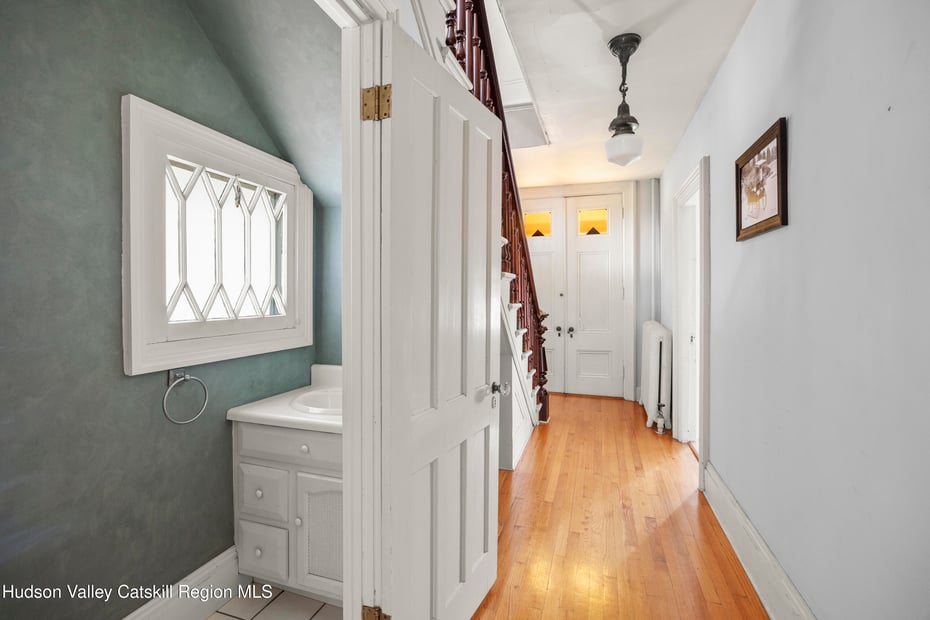 242 Main St Street Photo 13