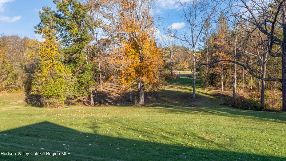 242 Main St Street Photo 6