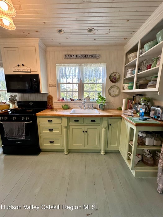 118 Old Shaker Road Photo 21