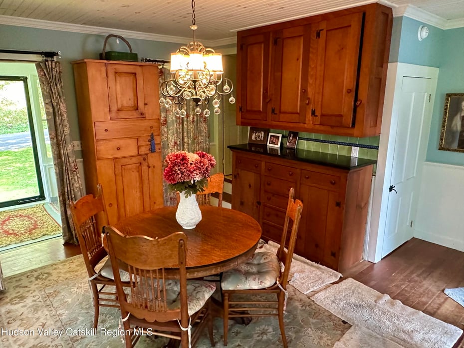 118 Old Shaker Road Photo 14