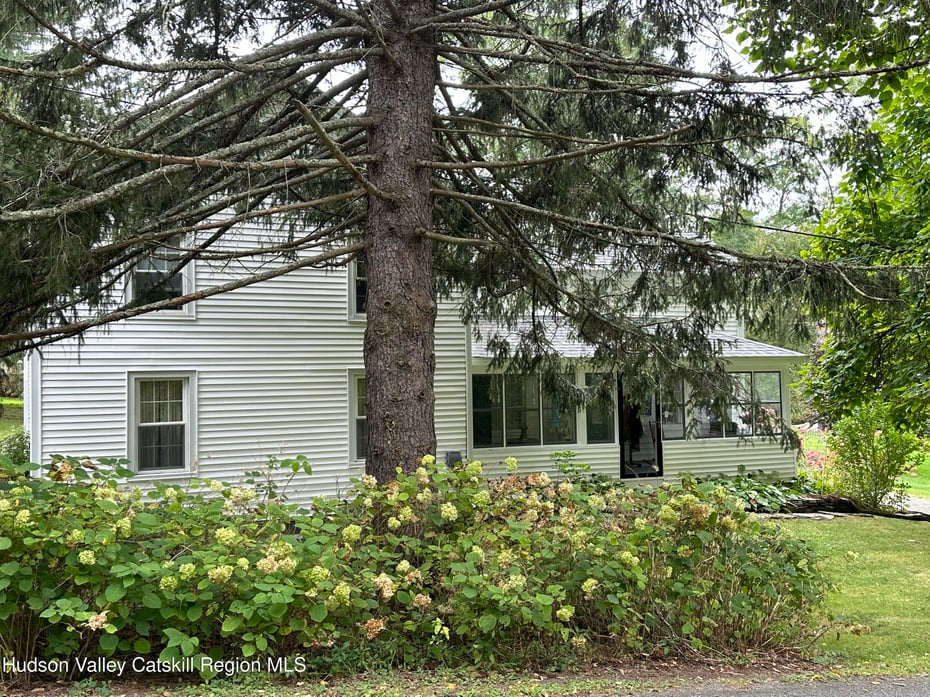 118 Old Shaker Road Photo 3