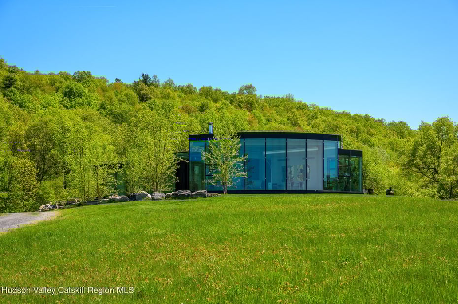 837 Carlson Road Photo 2