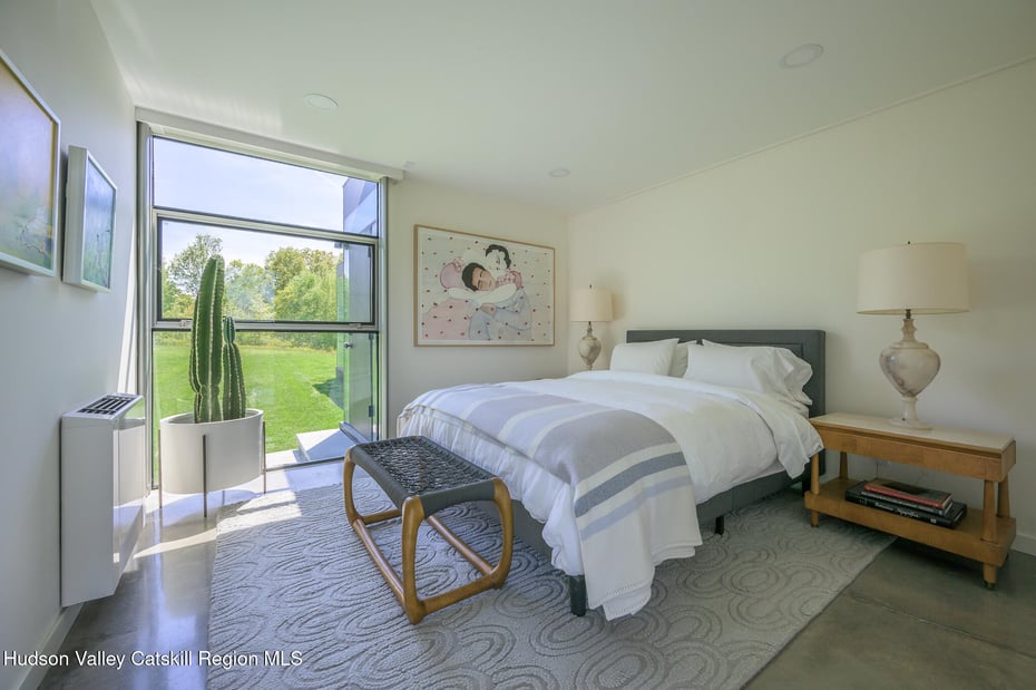 837 Carlson Road Photo 36