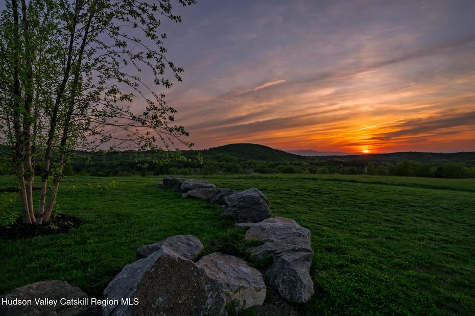 837 Carlson Road Photo 56