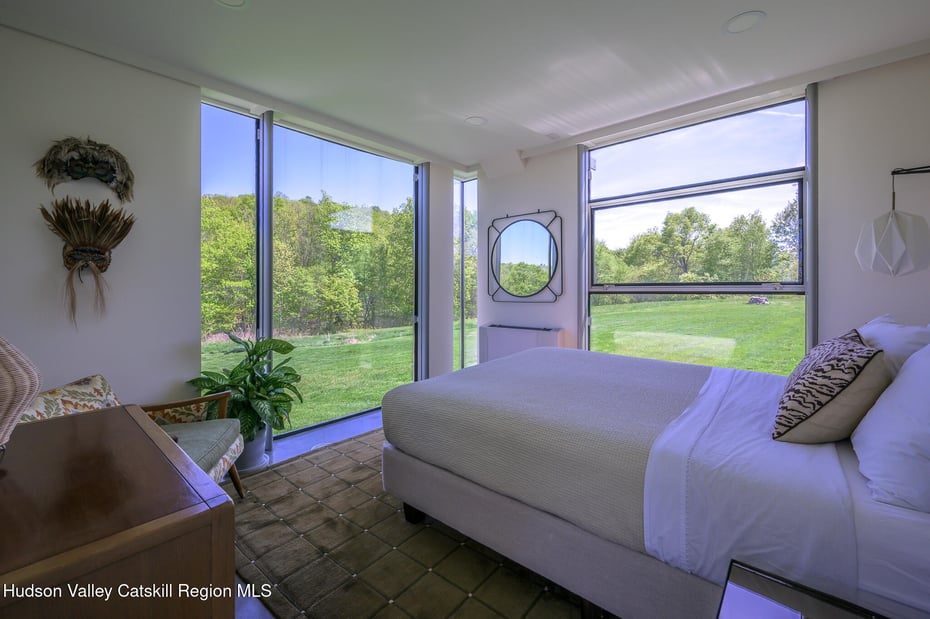 837 Carlson Road Photo 34