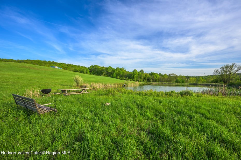 837 Carlson Road Photo 43